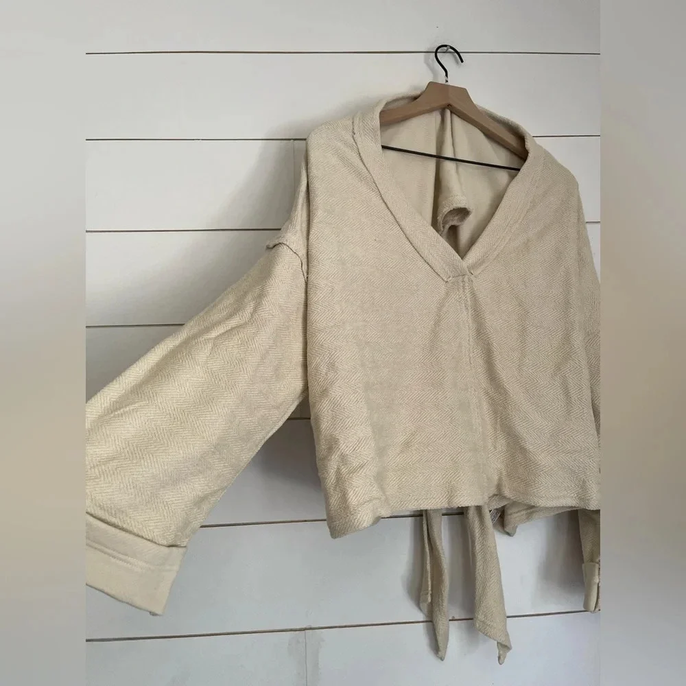 Nwot free people alyria solid pullover sweater